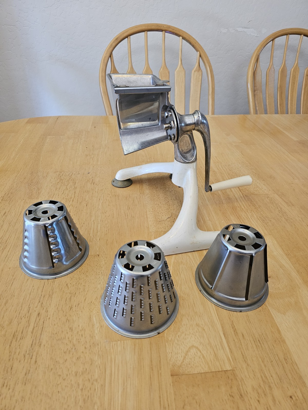 Vintage Rival Shred O Mat Manual Crank Food Slicer/shredder