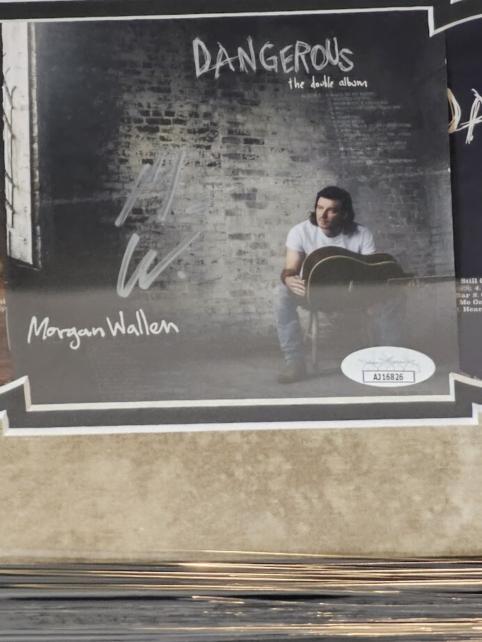 Morgan Wallan Signed Autographed Dangerous The Doodle Album CD JSA Authenticated