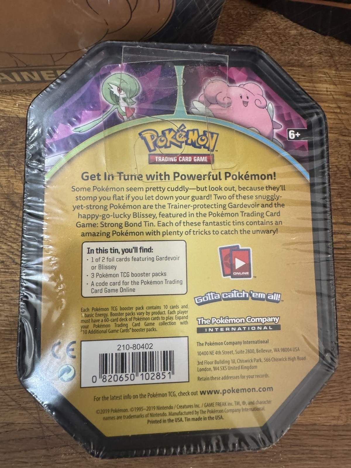 Pokémon Bundle – Sealed ETB’s, Tin’s and V Max Box. 7 total items