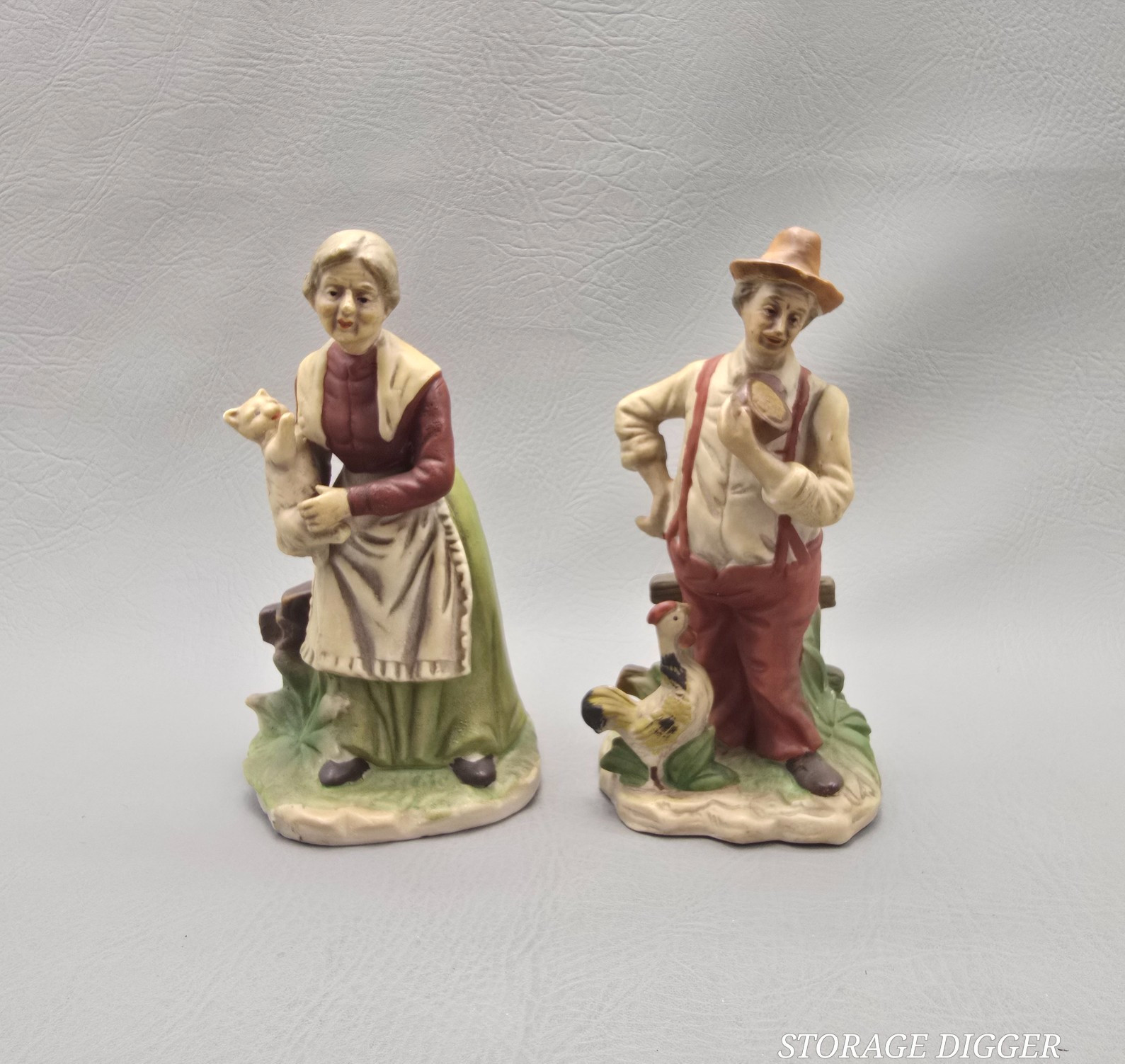 VTG Ceramic Farmer Couple Figurines Man Woman Rustic Farmhouse Decor Homco ?