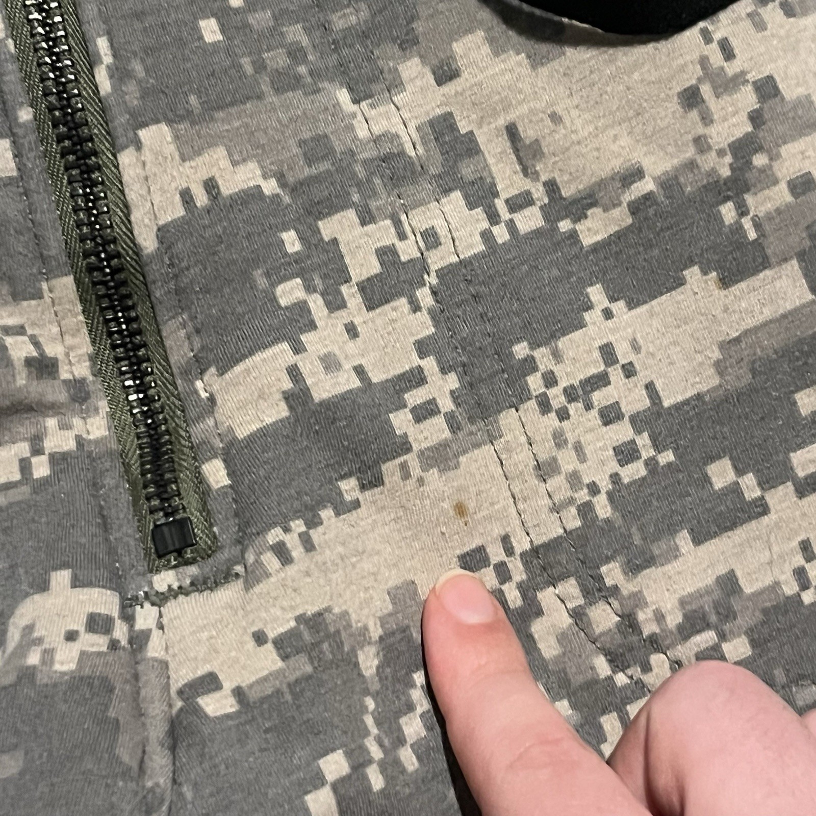 MASSIF Army Elements Pants USGI ACU(AEP) UCP Size Medium 29in Inseam Hunting