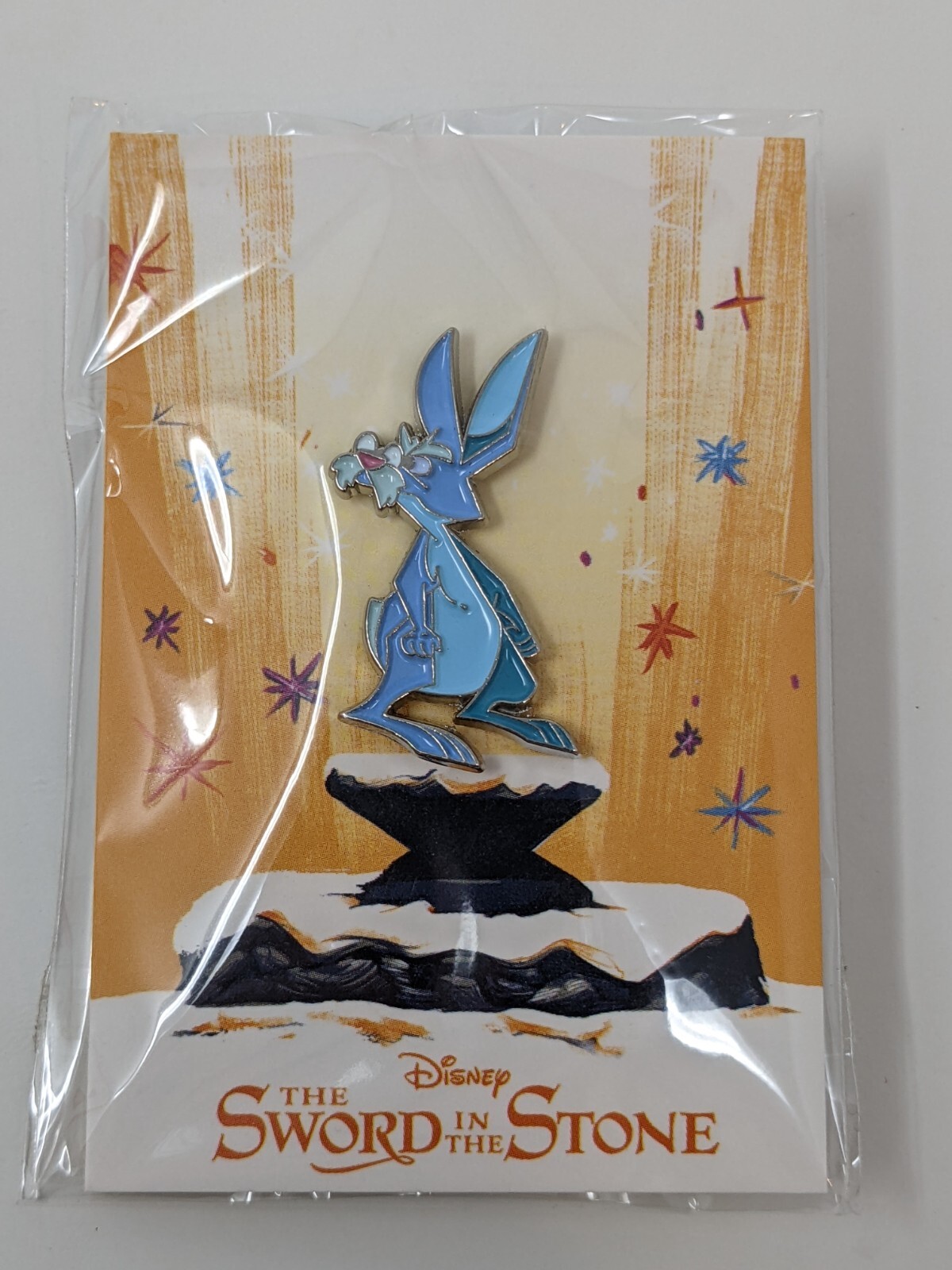 Merlin Rabbit Disney Mondo Sword in the Stone Enamel Pin Rare Retired Bunny NEW