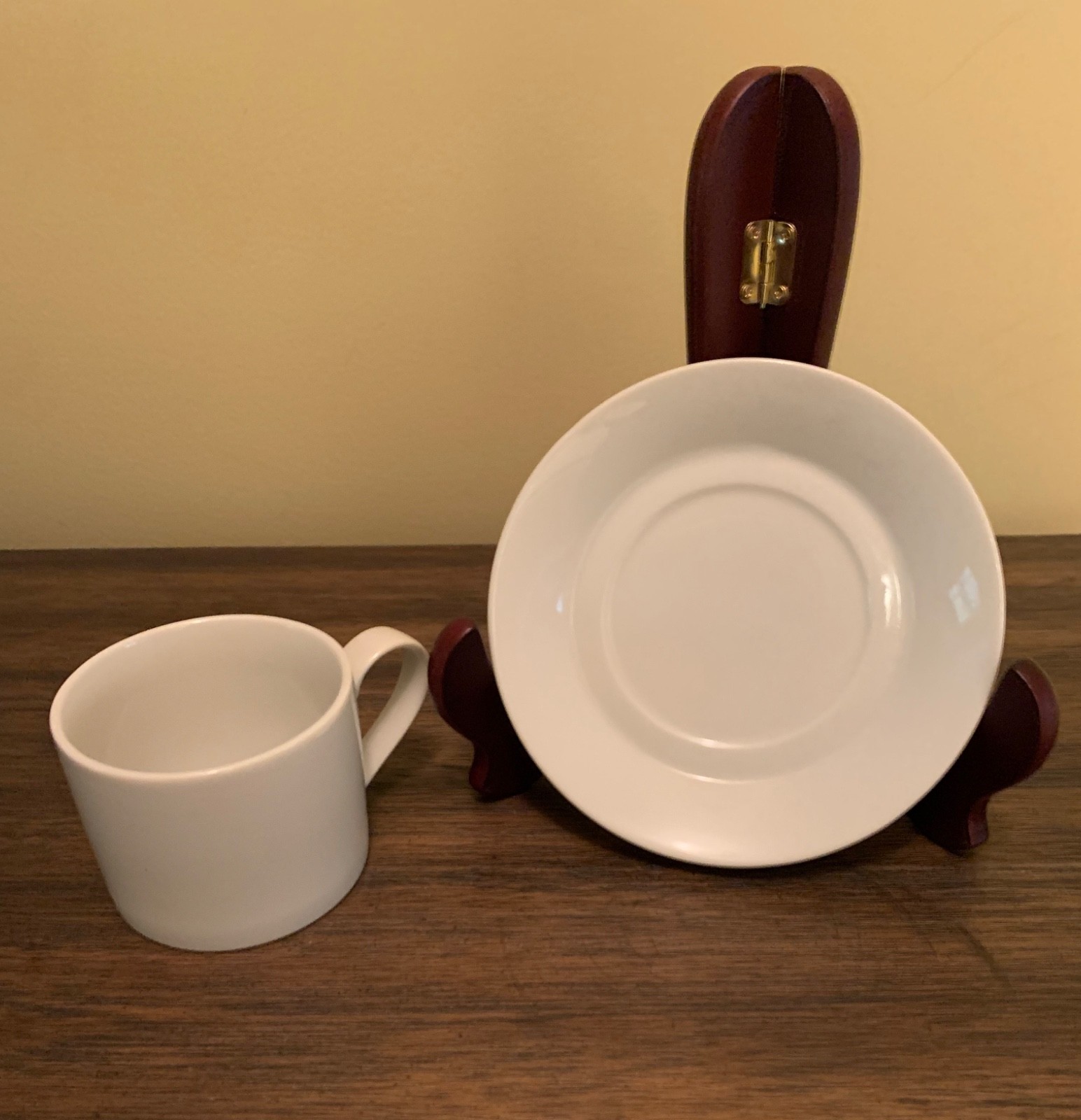 Trend Pacific Basic V All White 2 1/2″ Cup & Saucer Set Porcelain Japan Vintage