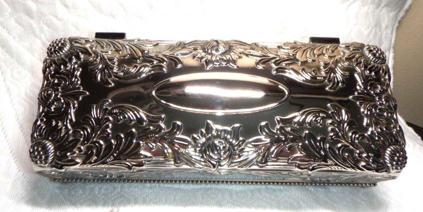 SILVER 20th CENTURY GODINGER. HEAVY SILVER-PLATED JEWELRY BOX. Aprx.9″x4″ x 2″