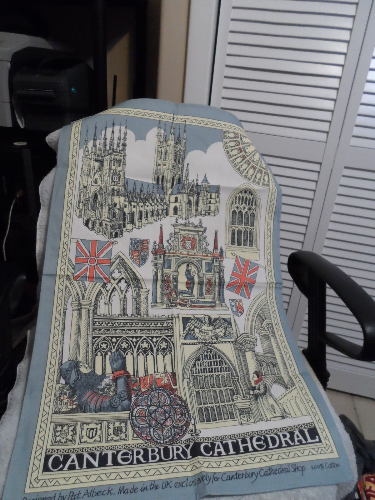 Tea Towel ” CANTERBURY CATHEDRAL ” Made In The UK 18″ X 28″ New 100% Cotton