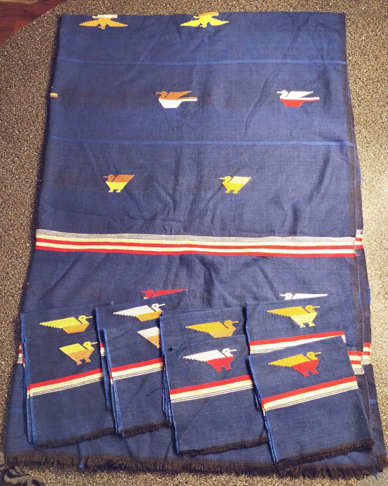 1970s Guatemalan Blue Woven 78″ x 54″ Rectangular Tablecloth with 8 Napkins