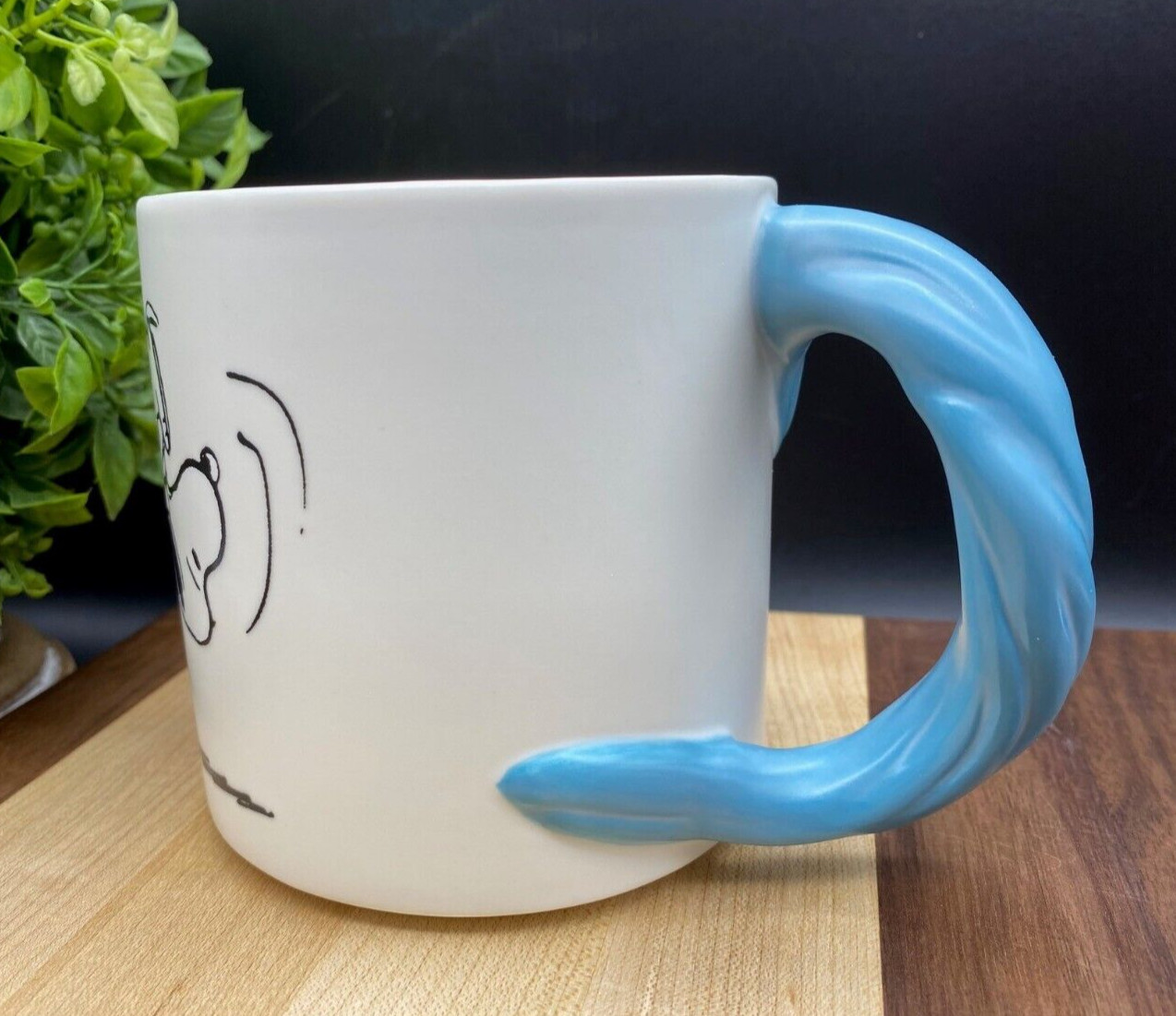 Hallmark Peanuts SNOOPY & LINUS Blue Blanket Dimensional Handle ZIP 17oz Mug NEW