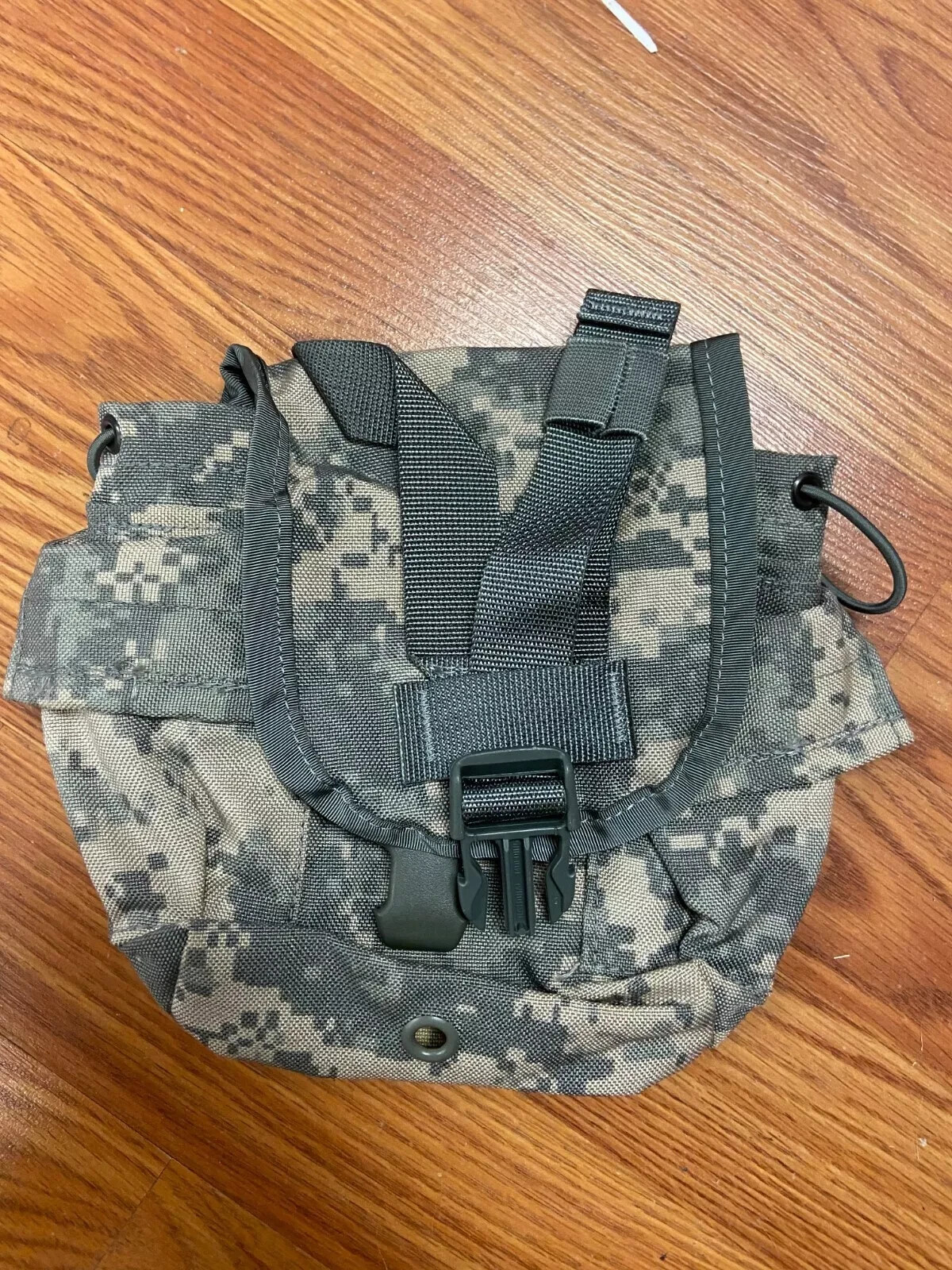 Genuine Military ACU MOLLE General Purpose Pouch , acu Canteen Cover