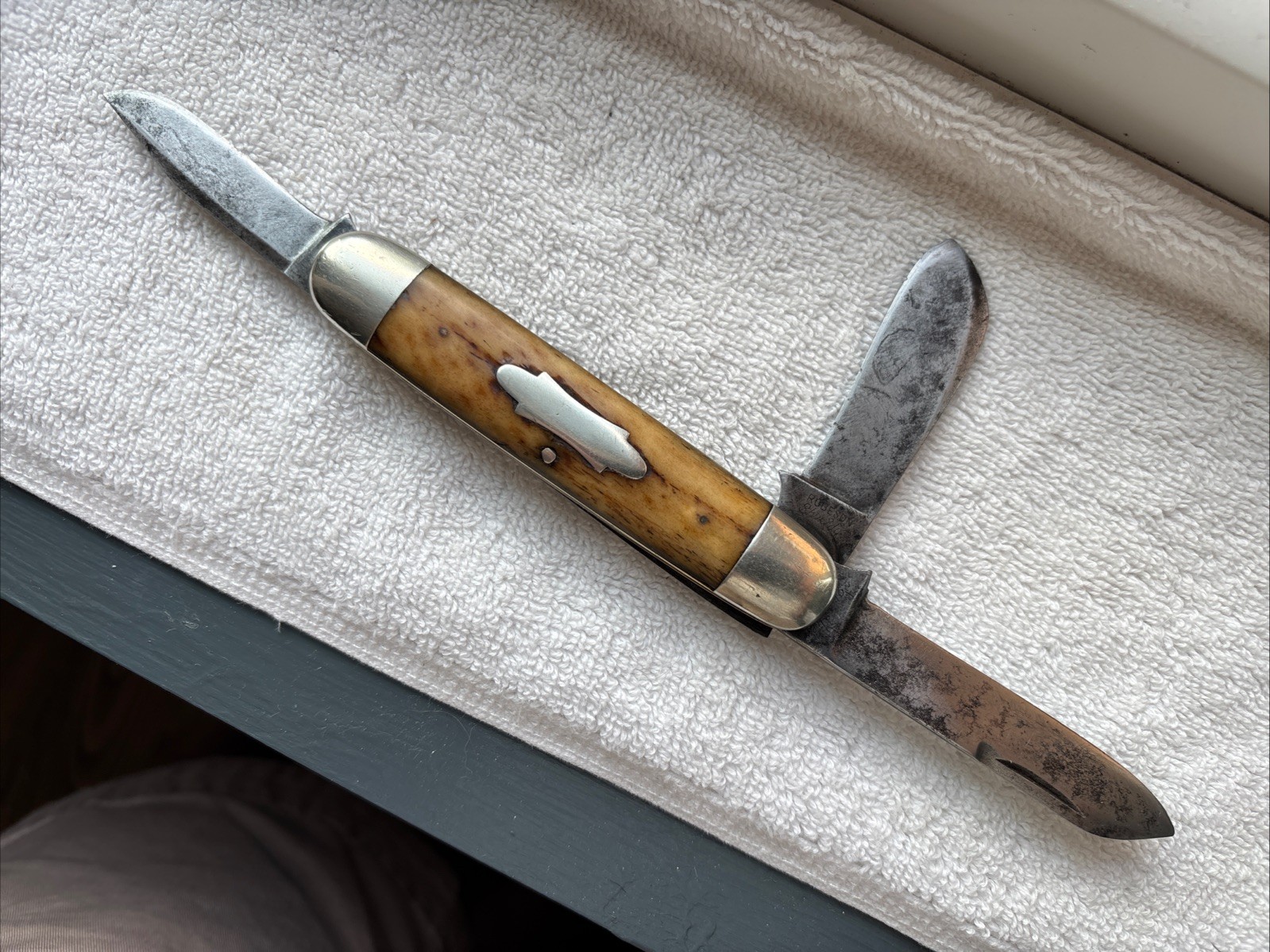 Antique Robeson Shur Edge Cigar Knife 63237 4 1/4” Bone Handles Nice Patina