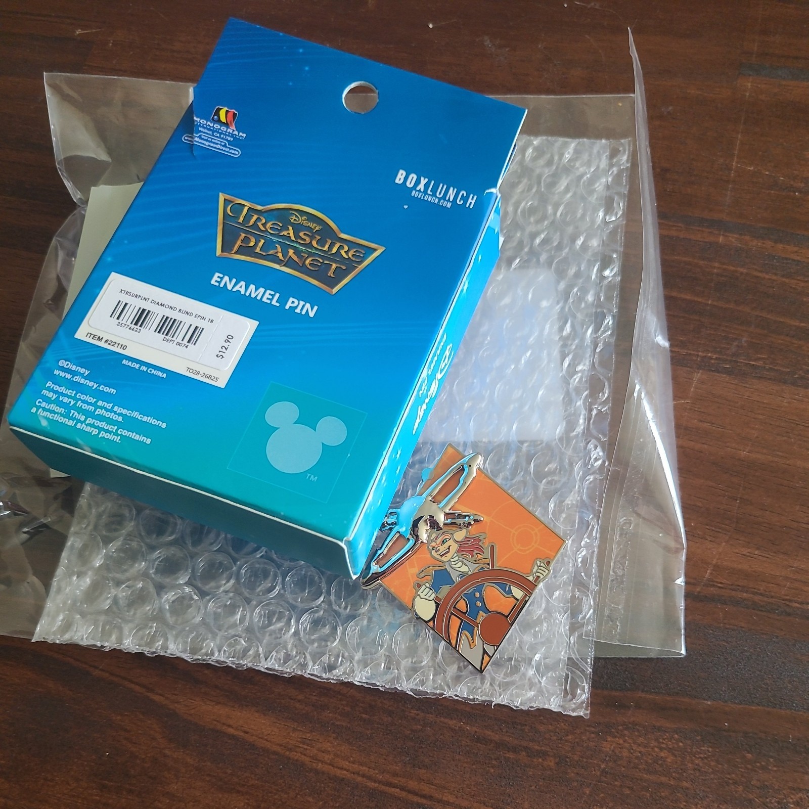 Treasure Planet Diamond Shape Blind Box Pin Captain Amelia Box Lunch Exclusive