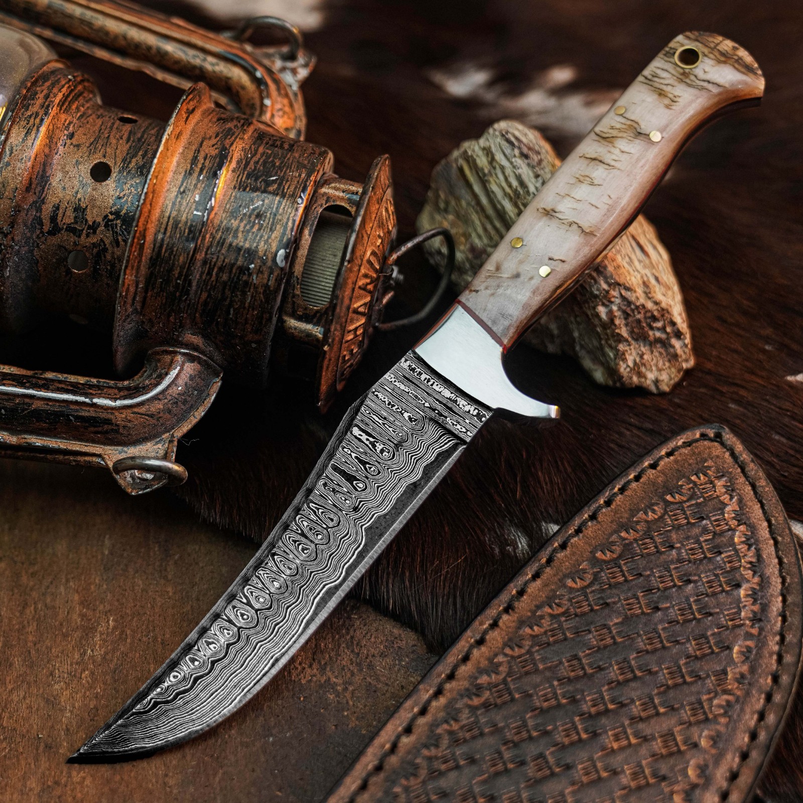 8.9″ inch Handmade Damascus Hunting Knife Full Tang Wood Handle Leather Sheath