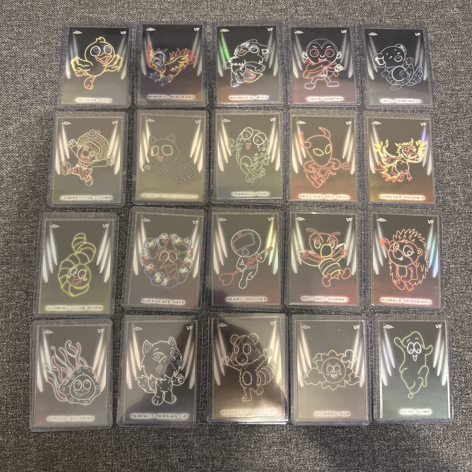 VeeFriends 2026 Topps Chrome – Neon Lights “Full Set” w/ Very Lucky Black Cat