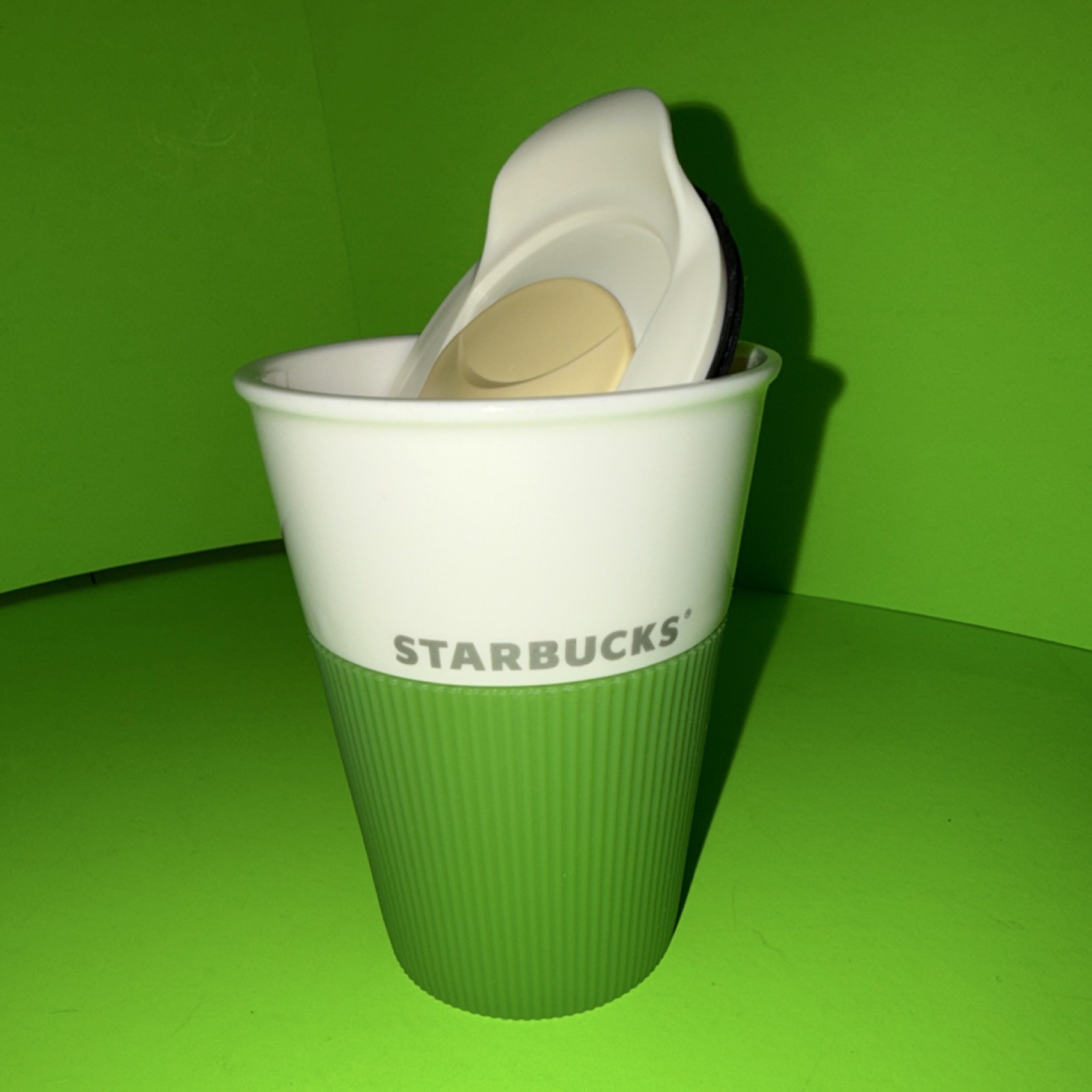 Starbucks 8oz Green & White Ribbed Mug with Drink Through Lid, New Bone China
