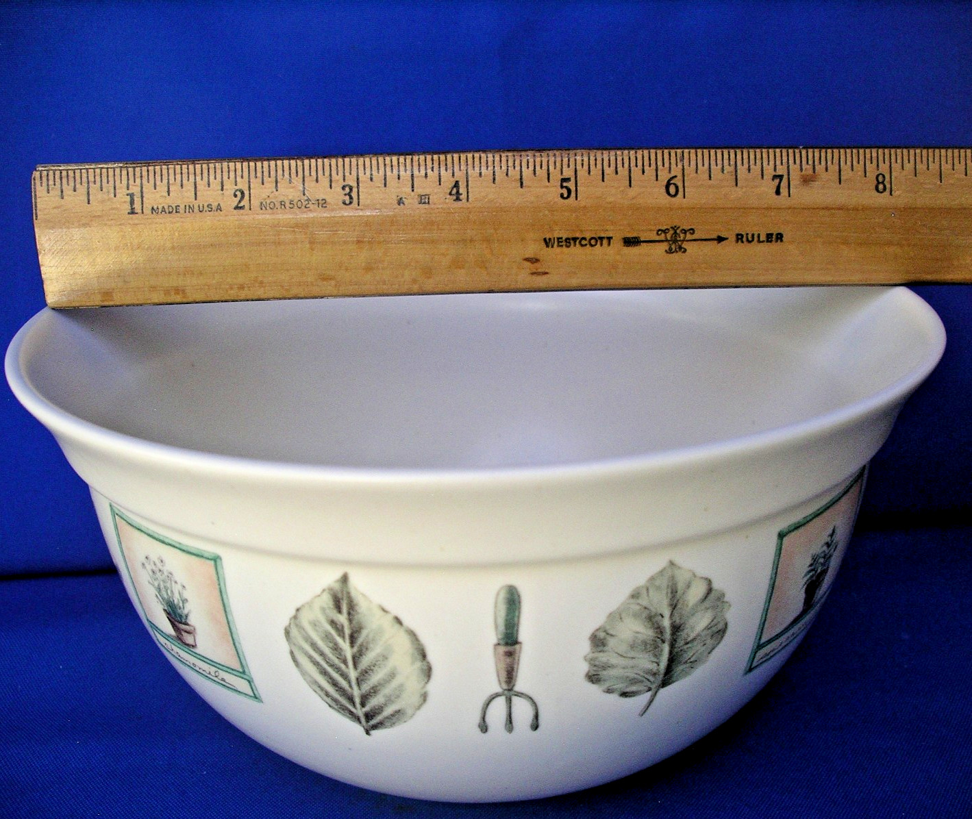 Vintage Pfaltzgraff Naturewood Mixing Bowl 8.5 Inch x 4.25 in deep Made In USA