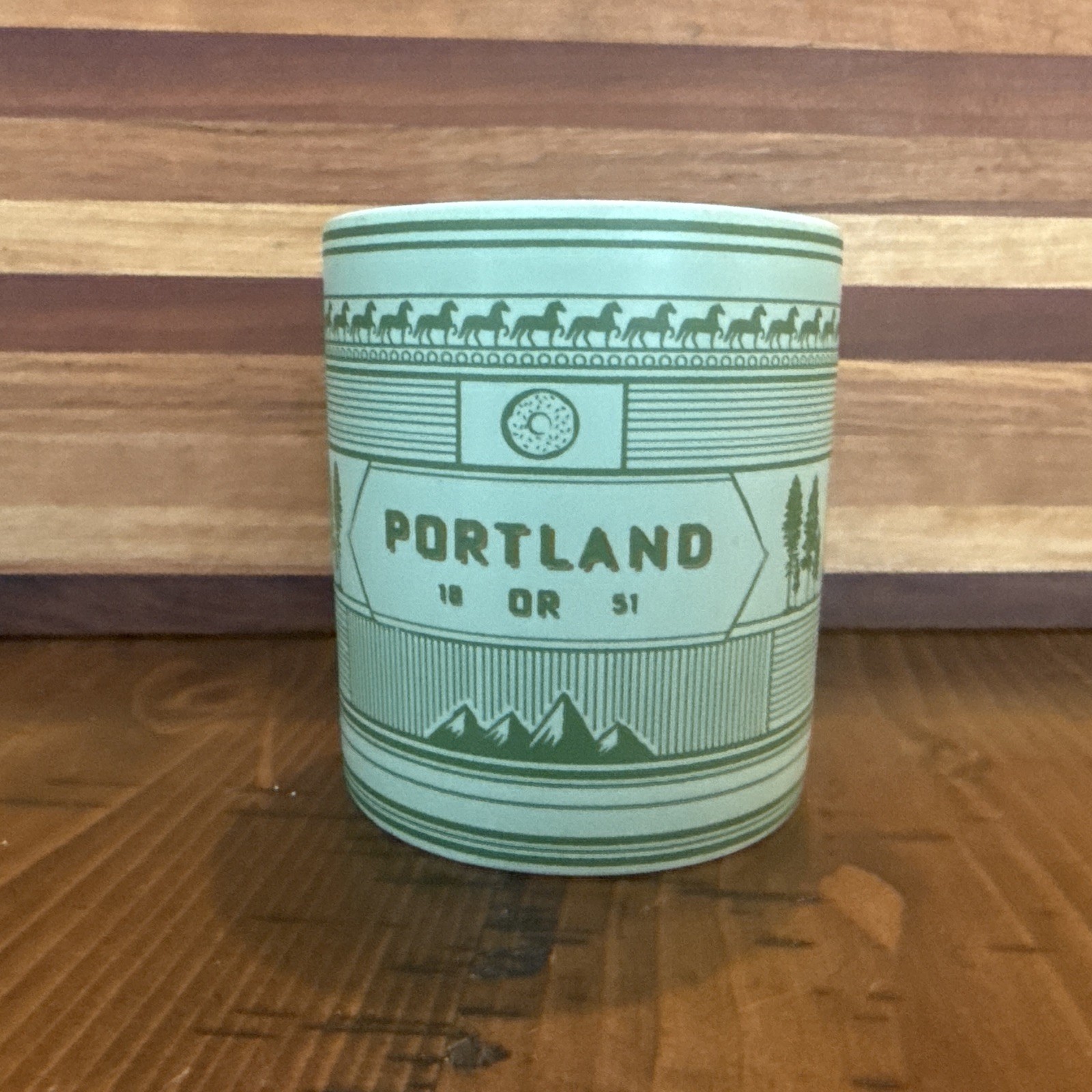 Peet’s Coffee PORTLAND OREGON Insider Ceramic City Mug Coffee Tea 12 oz Green