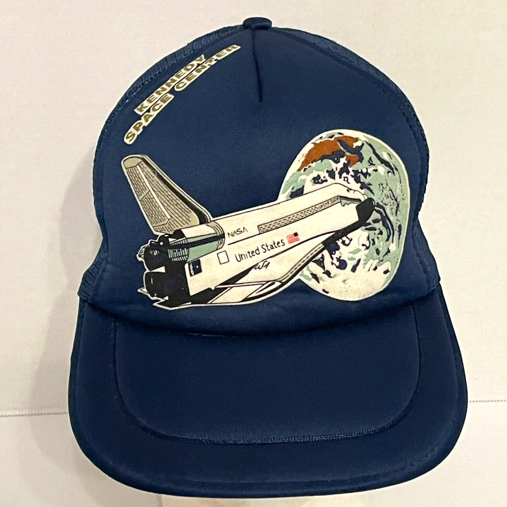 Vintage Kennedy Space Center NASA Space Shuttle Trucker Mesh Snapback Hat / Cap