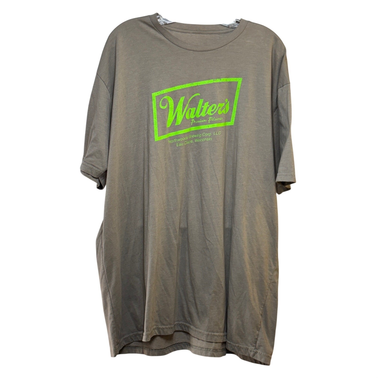 Walter’s Premium Pilsener Beer T-Shirt Men’s 2XL Gray Green Northwoods Brewing