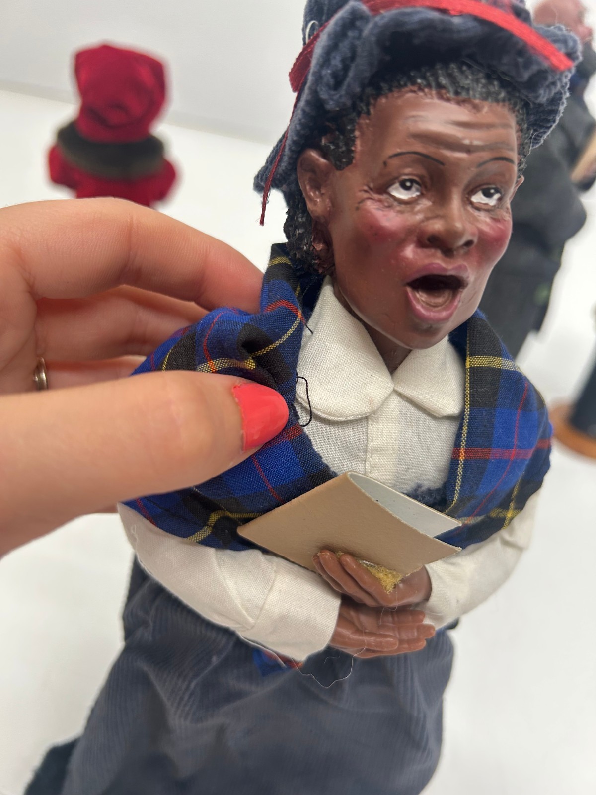 4 Vtg Unmarked Maybe Byers African American Victorian Christmas Carolers Figures