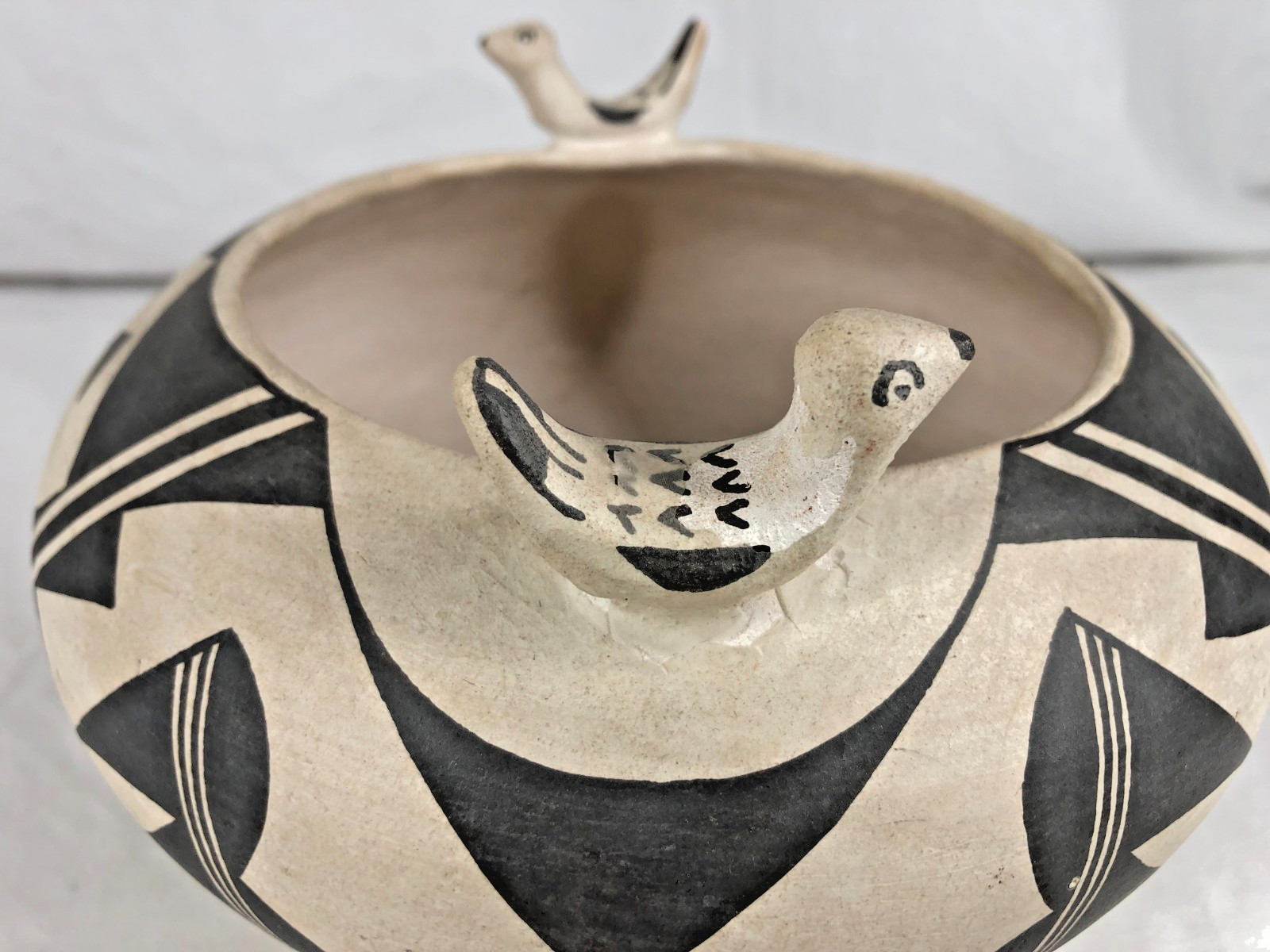 GREAT OLD ORIGINAL ACOMA PUEBLO POTTERY BOWL MADE BY SARAH GARCIA 5 3/4″ TALL