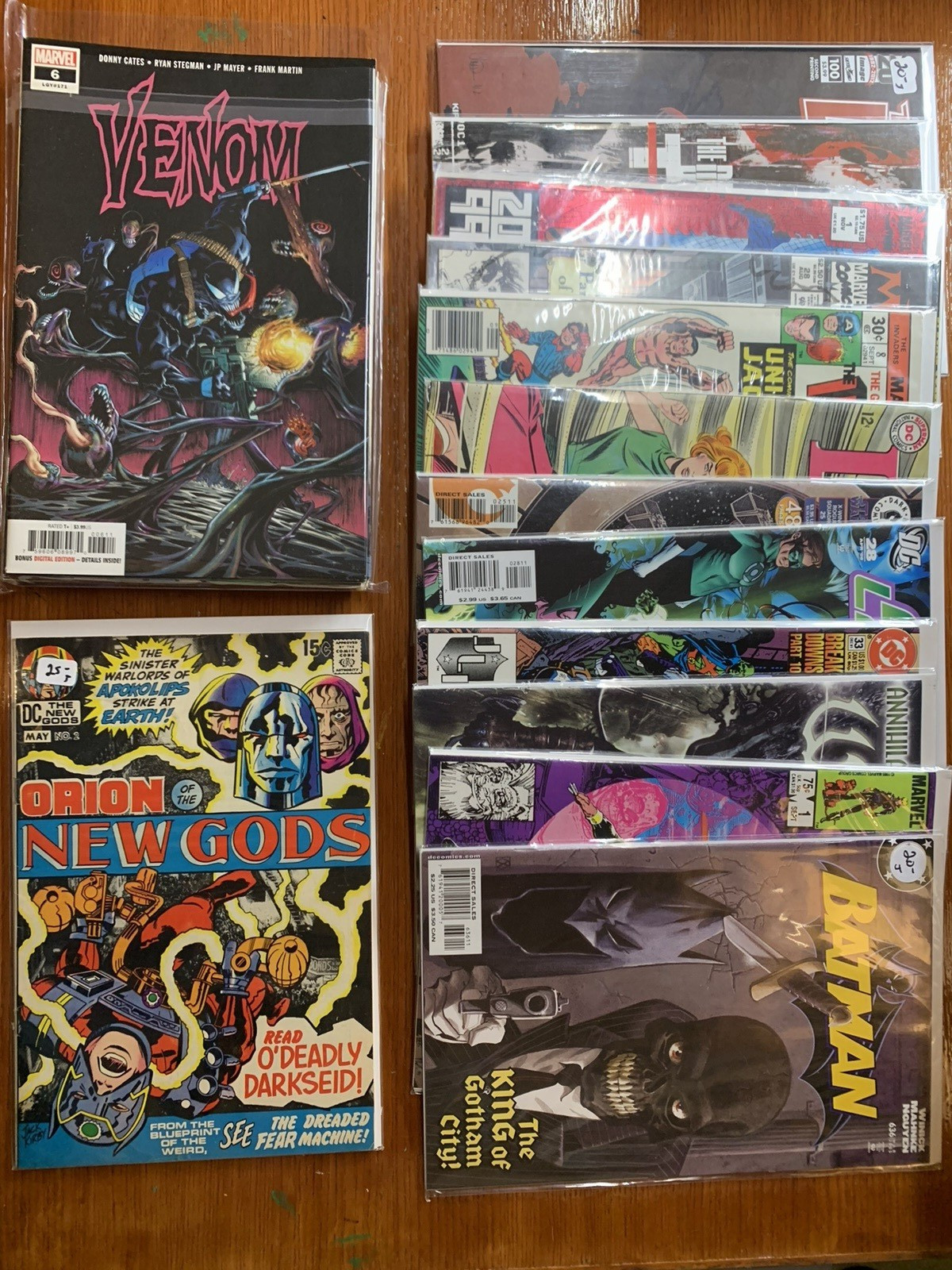 20 Random Not-So-Mysterious Boxes Includes 28 Comic Books DC MARVEL Keys