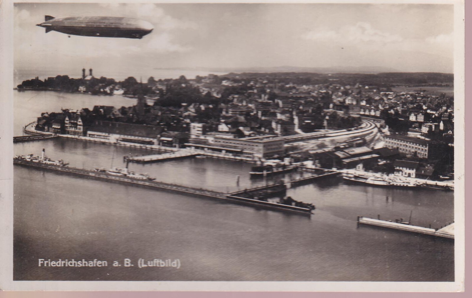 Airship/Zeppelin, “Zeppelin ü Friedrichshafen”, 1933, (P8.114)