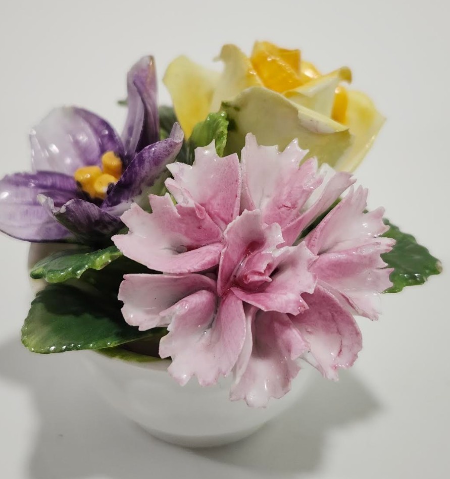 Coalport England Bone China Mini Floral Bouquet Figurines Pair English Elegance