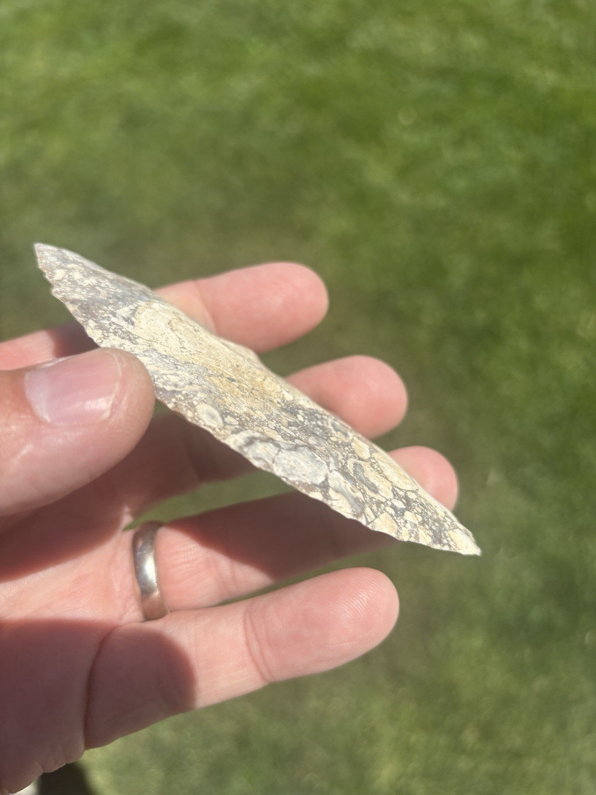 Traditional Native American Stone Arrow Head Knife Blade Skinning Tool Beautiful