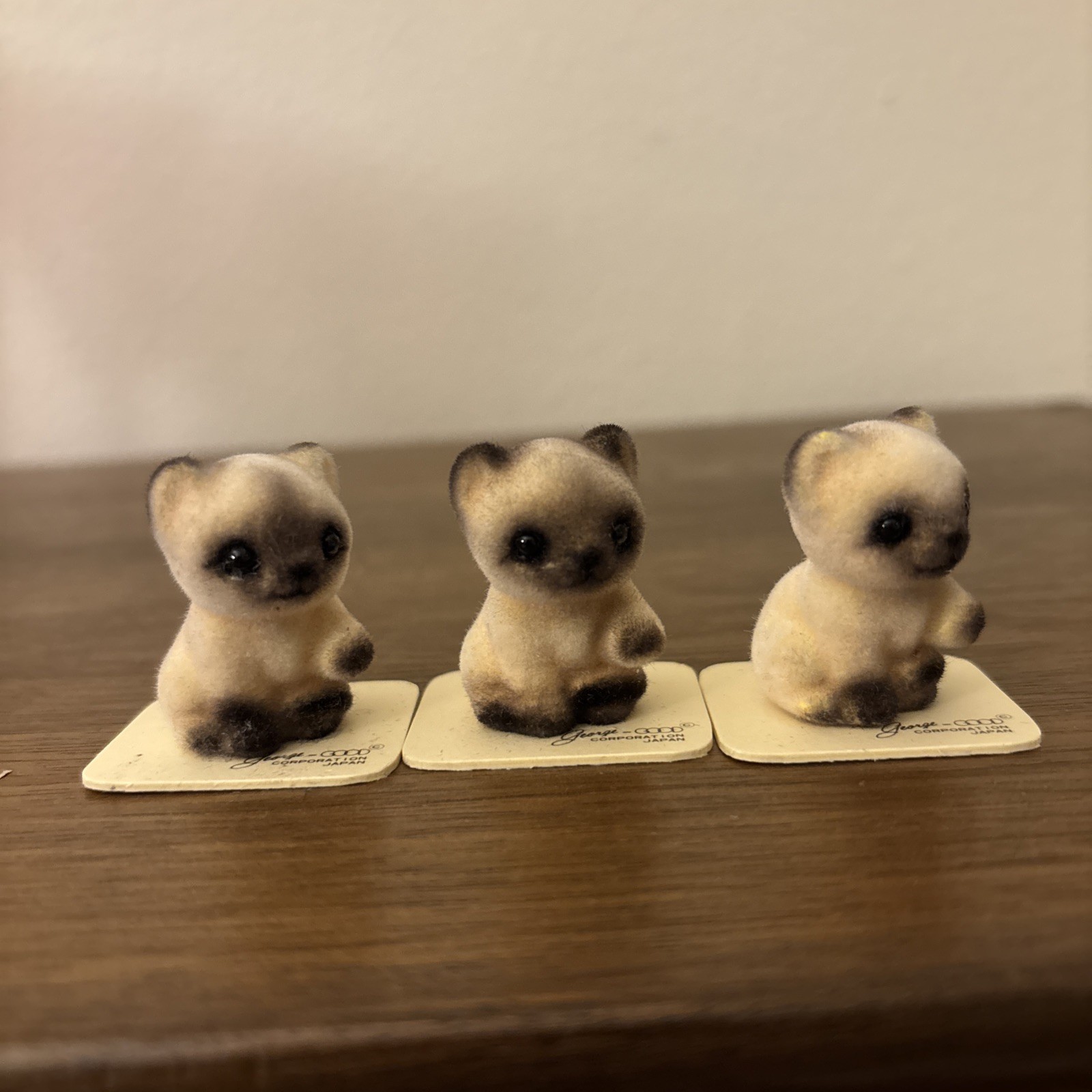 Vintage New George Good Flocked Baby Siamese Kitty Cat Miniatures Set Of 3 1.5”