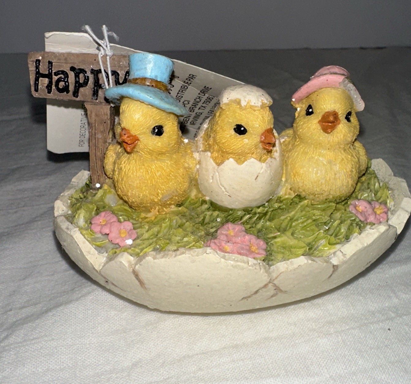 Easter Chicks In Cracked Egg Adorable NWT