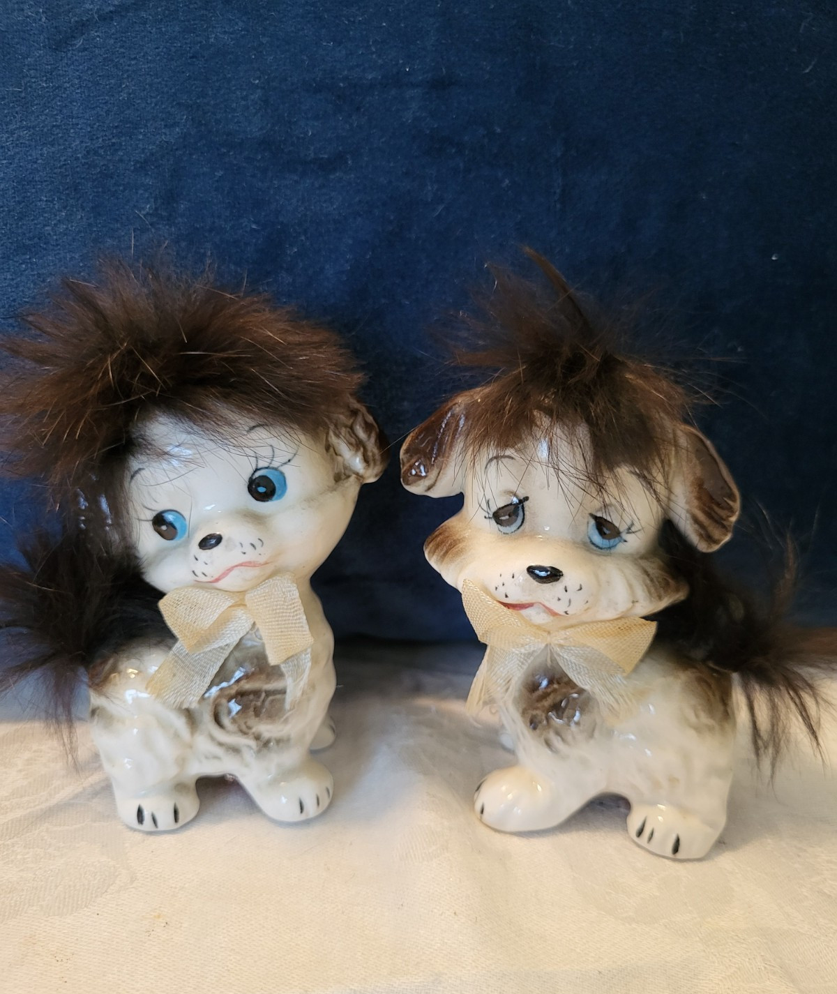 Vintage Lego porcelain furry dogs salt and pepper kitsch MCM Japan