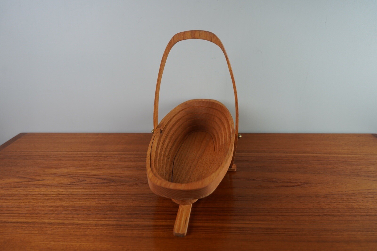 Teak Collapsable Bread Basket Baguette Carrier Compact Modern Design