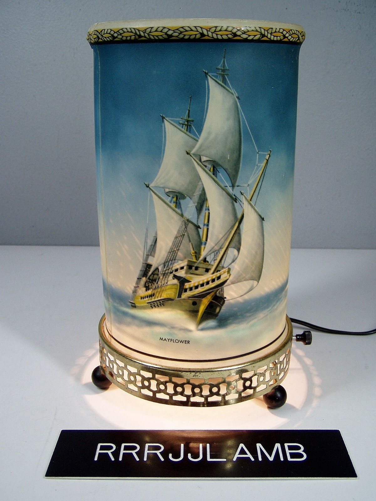 Vtg 1958 Econolite Motion Lamp Light SAILING SHIPS Mayflower Ironsides #722