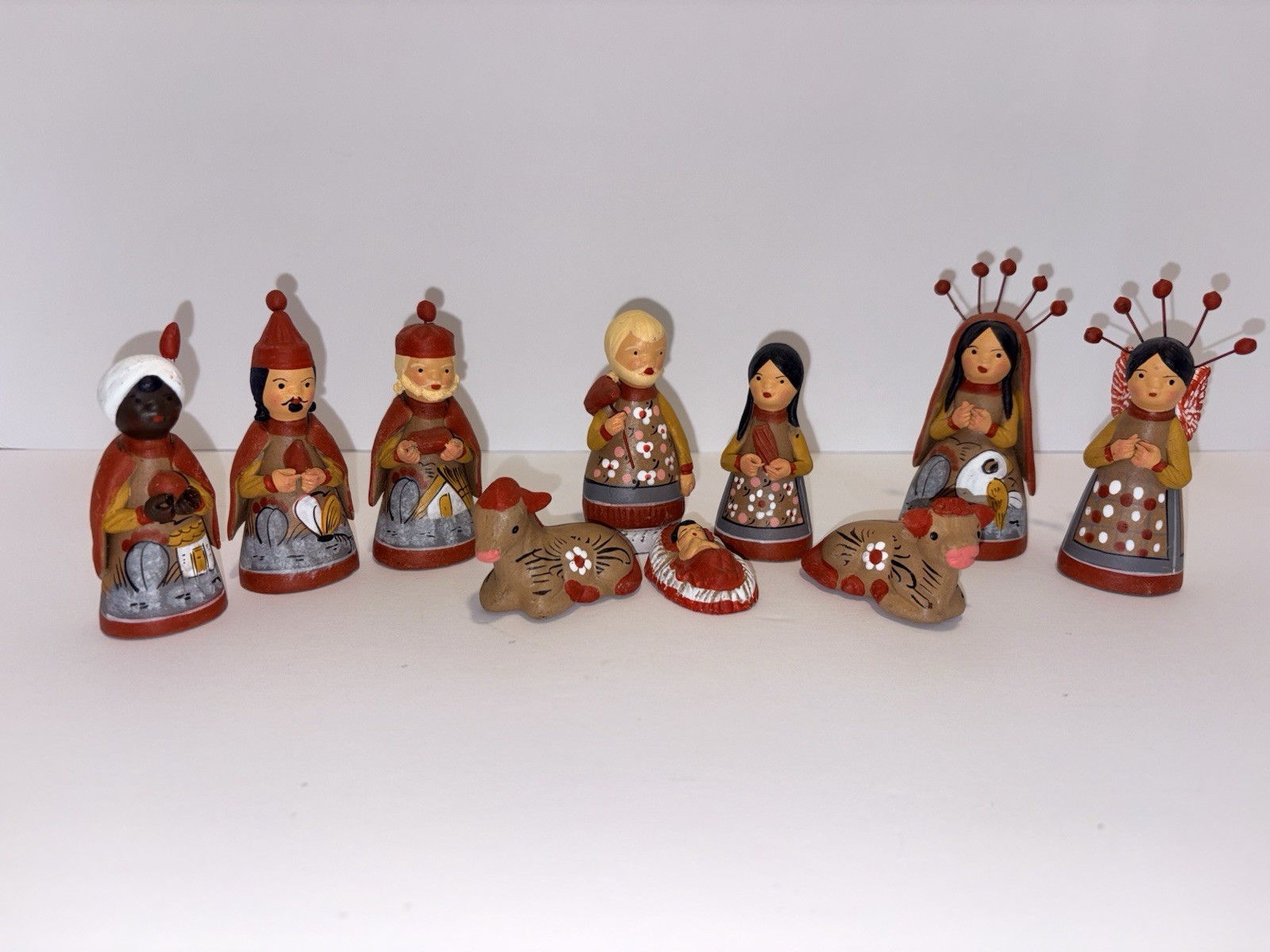 Mexican Folk Art 13 Piece Nativity Set Terracotta Handmade Gold/Red Painted