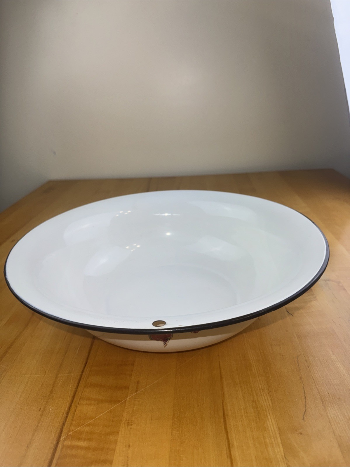 DUROWARE- BECO Ware Large Round Enamel Ware Wash Basin Tub 14.5”x 4”