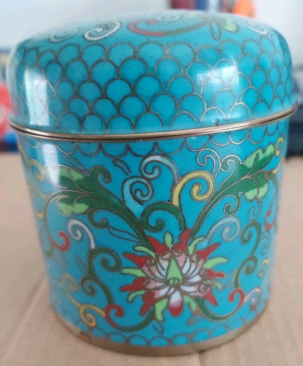 Chinese Cloisonne Enamel On Brass Tea Tobacco Caddy Box & Lid 3″ x 3.2″ 1920s