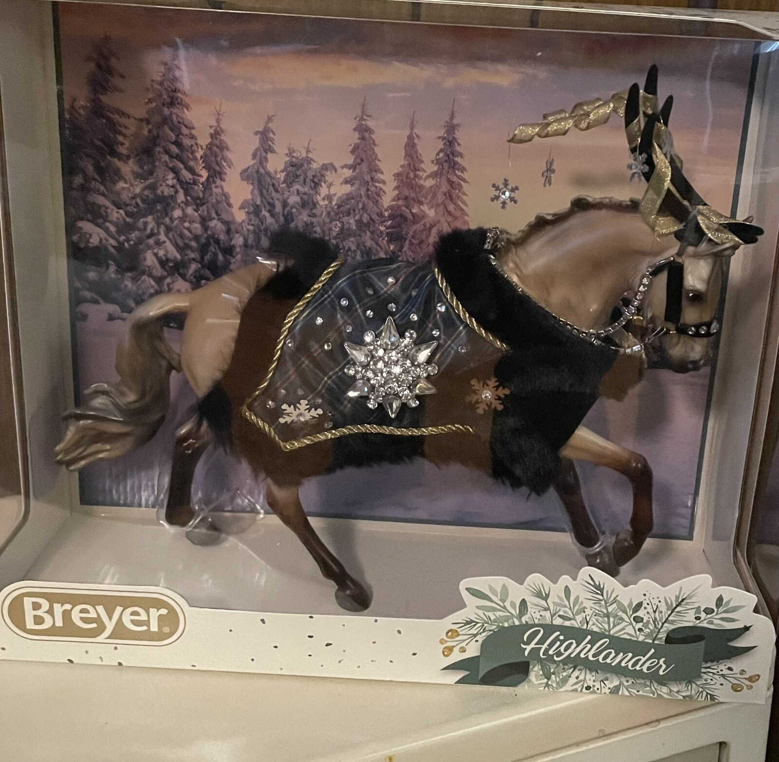 Breyer 2023 Christmas Holiday Horse Highlander (Happy Holidays 2023 on Belly)NEW