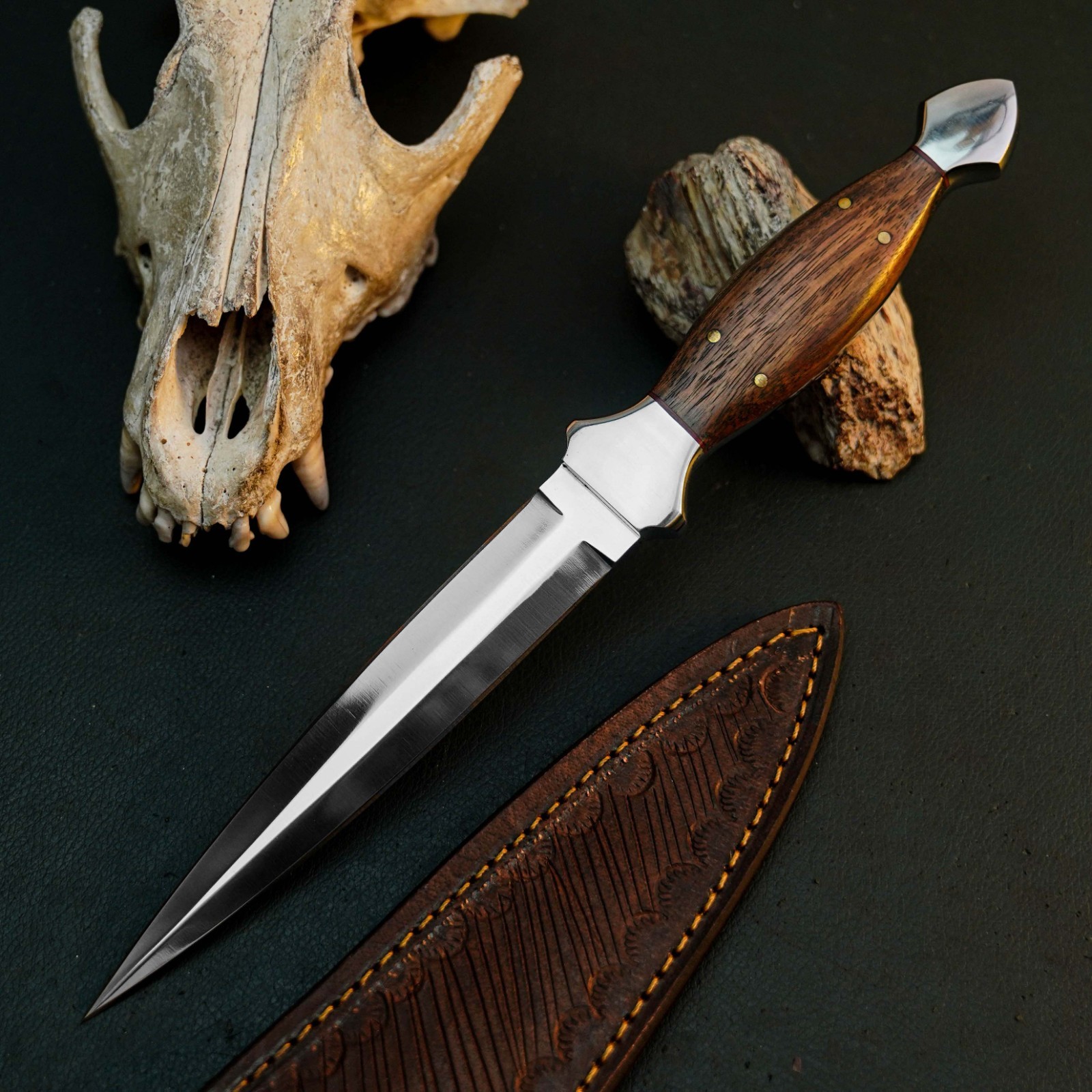 10.5 inch D2 Dagger Knife Full Tang Wood Handle Fixed Blade Leather Sheath