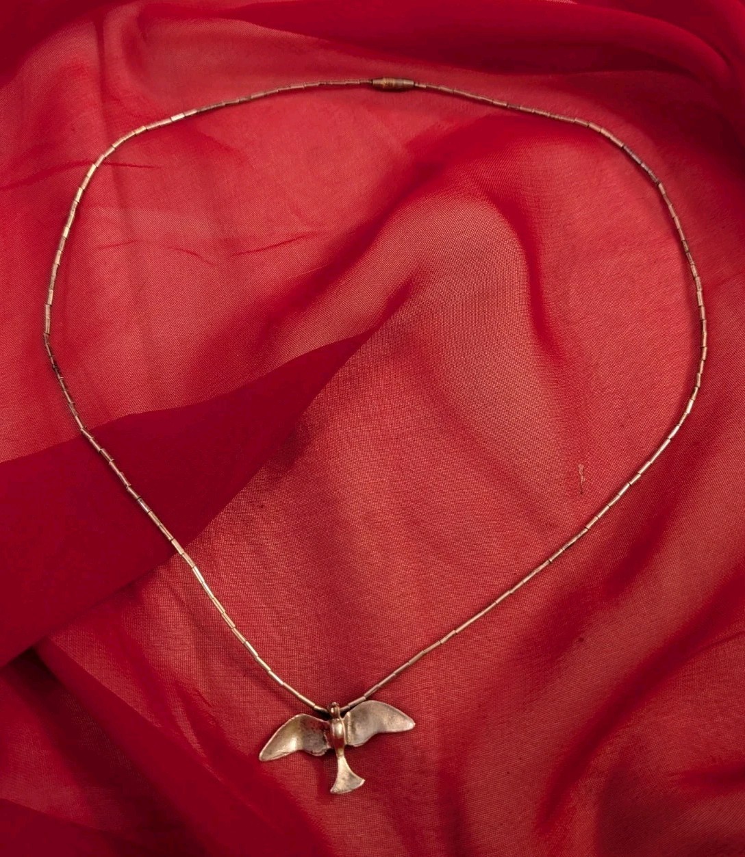 VINTAGE NATIVE AMERICAN 925 SILVER LIQUID SILVER BEAD NECKLACE DOVE BIRD PENDANT