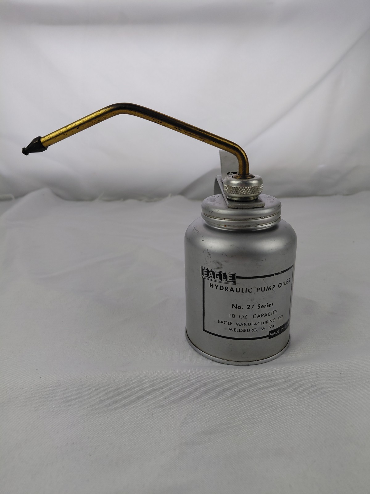 Vintage Eagle No. 27 series 1 Pint Flex Spout Thumb Pump Hydraulic Oiler USA