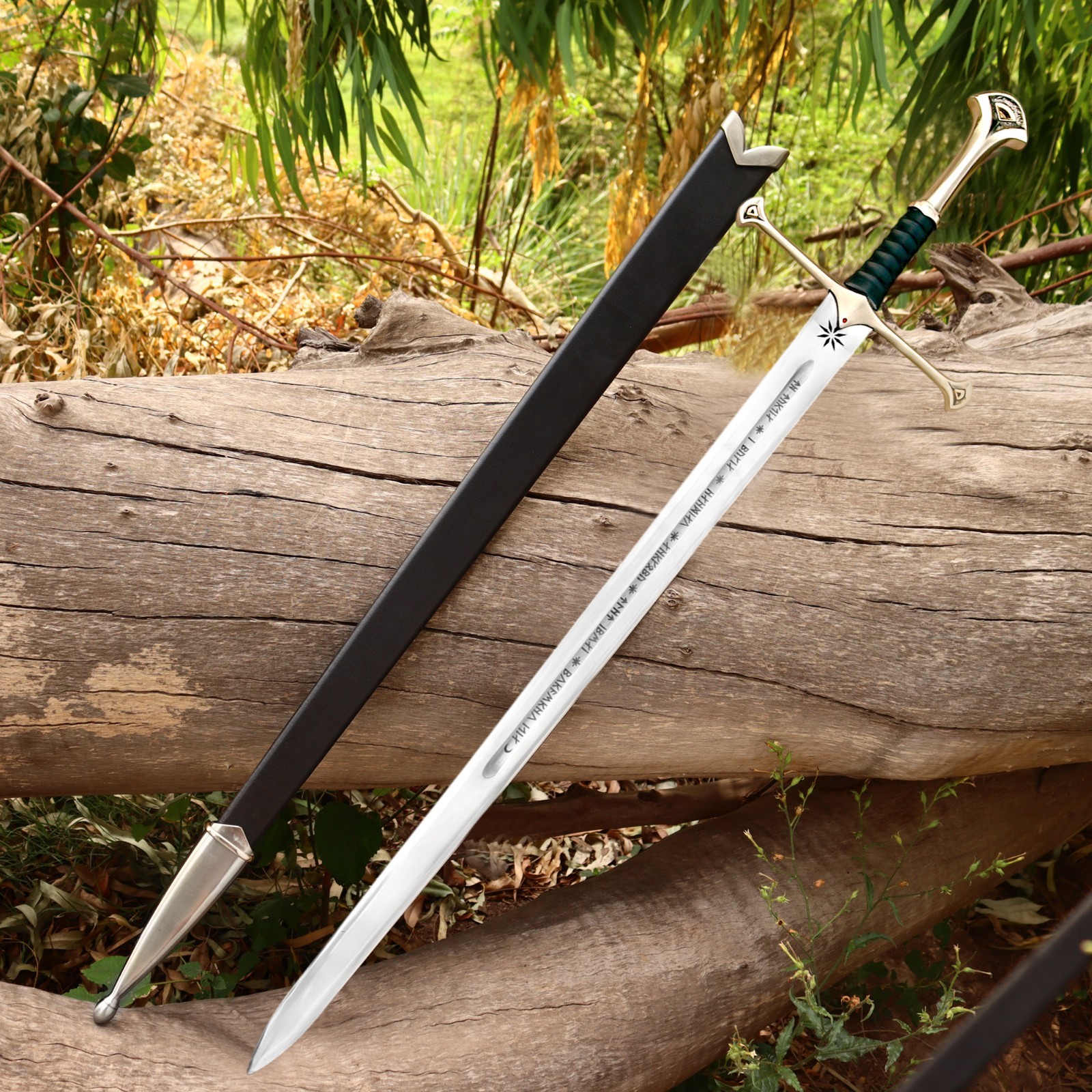 Handmade Anduril sword of king Aragorn Narsil Replica sword with black scabbard