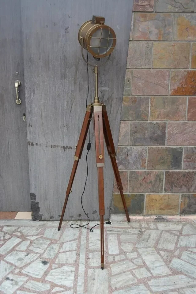 Antique Spotlight With Tripod Floor Search Light Lamp Modern Studio Light Lamp