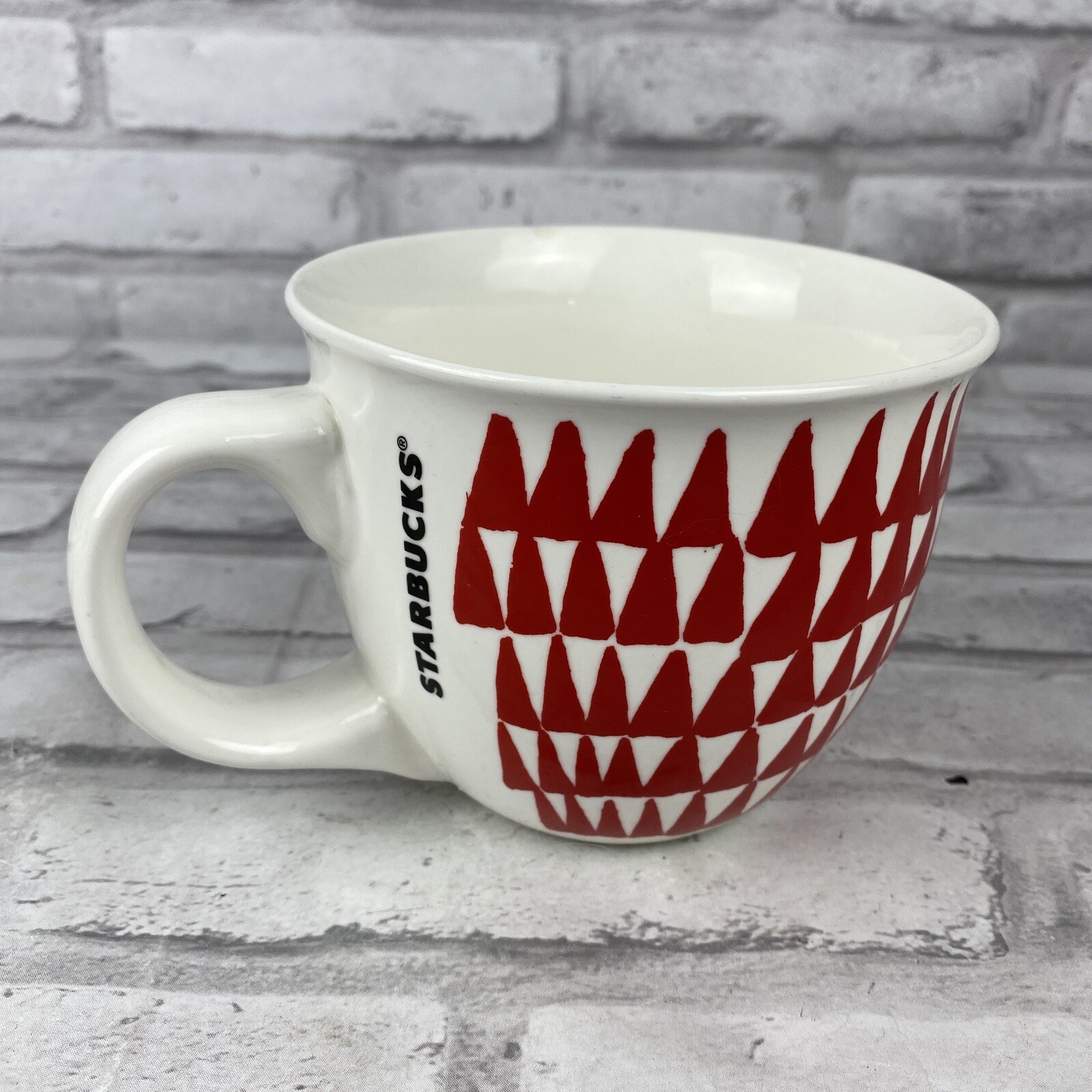 Starbucks 2016 White With Red Triangles 14 oz Coffee Mug