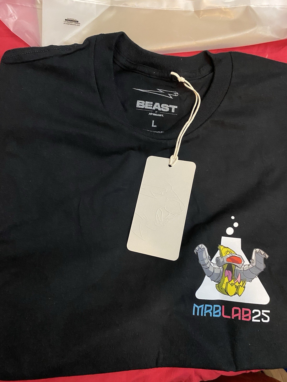 Mr. Beast Lab SDCC 2025 Exclusive bundle: 1 Large T-shirt, & 1 Swarms Figure