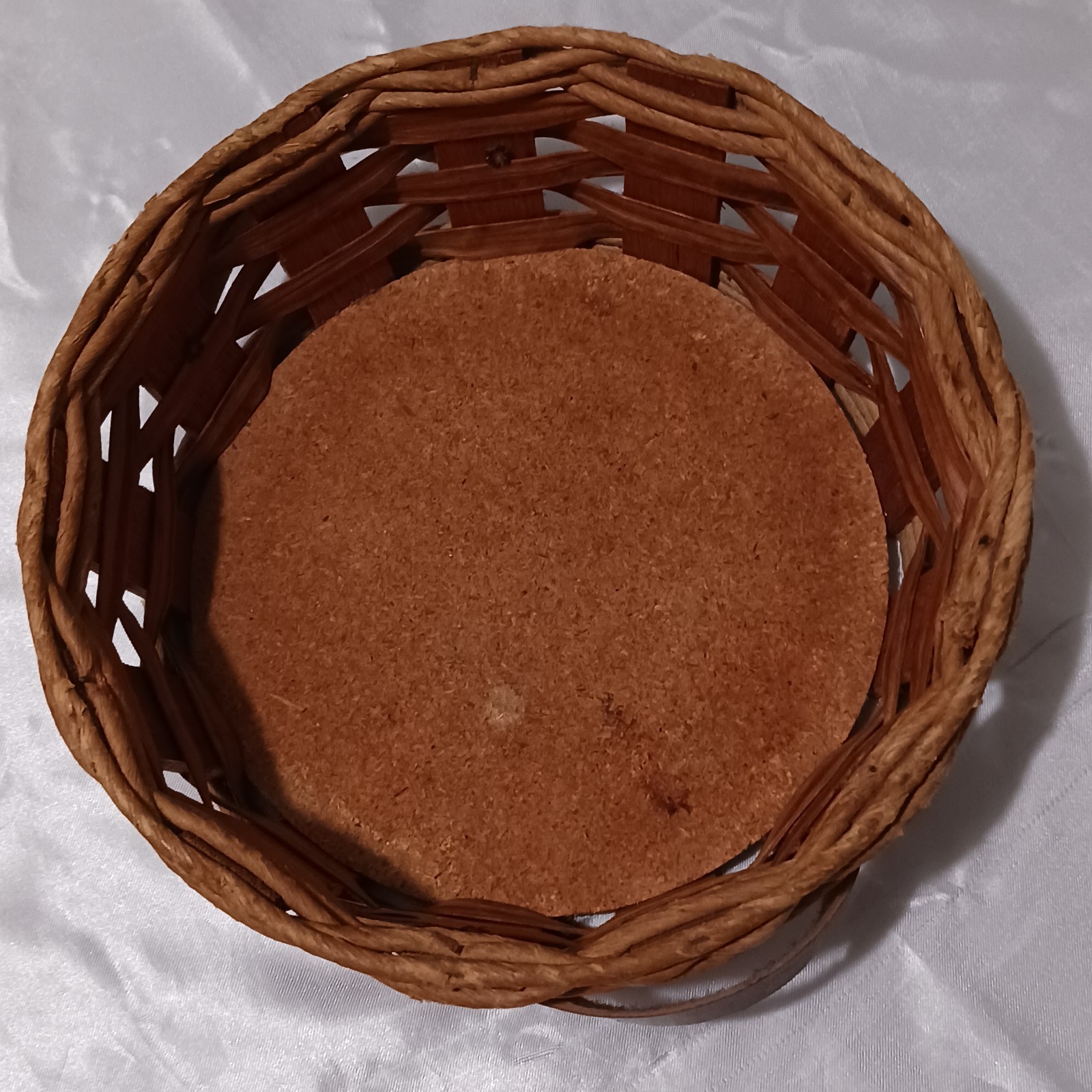 Vintage Pyrex Serving Basket/ Casserole Carrier Leather Handles