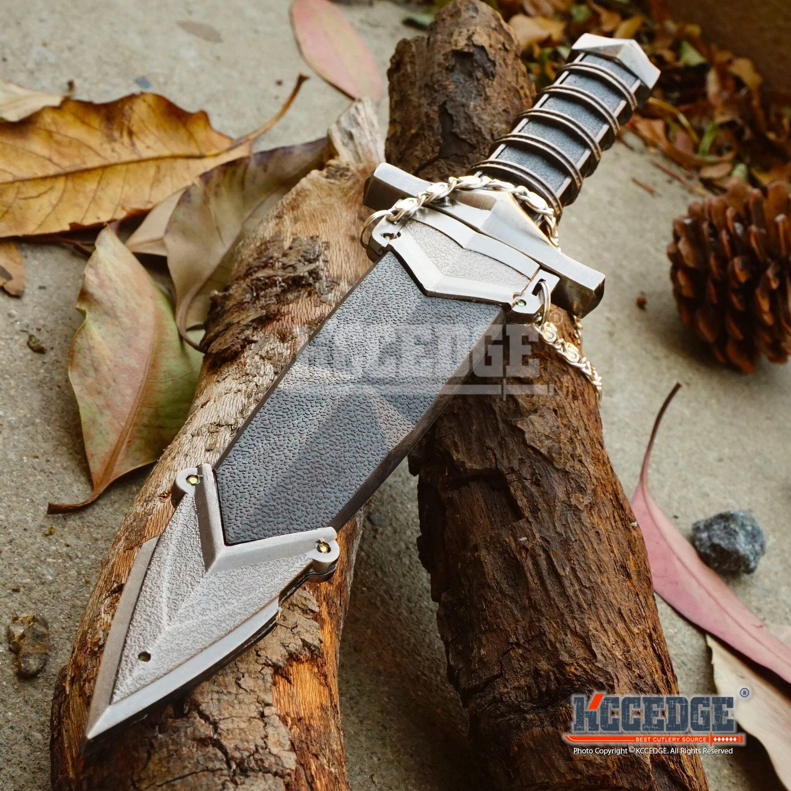11″ ASSASSIN DAGGER Medieval Knights Fixed Blade Double Edged Knife w/ Chain