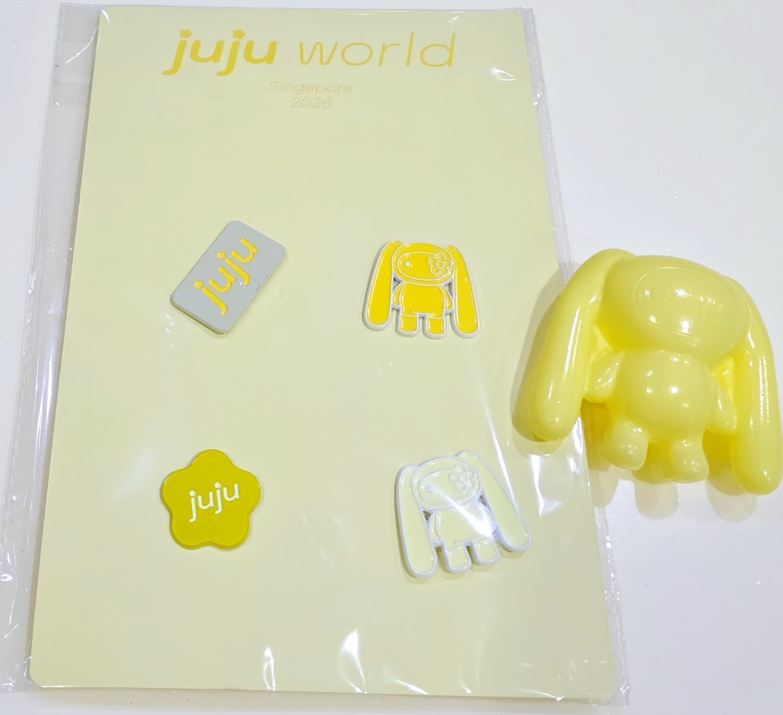 CJ Hendry Juju World Singapore Exclusive Pins Set Plus Plastic Juju Ball Figure
