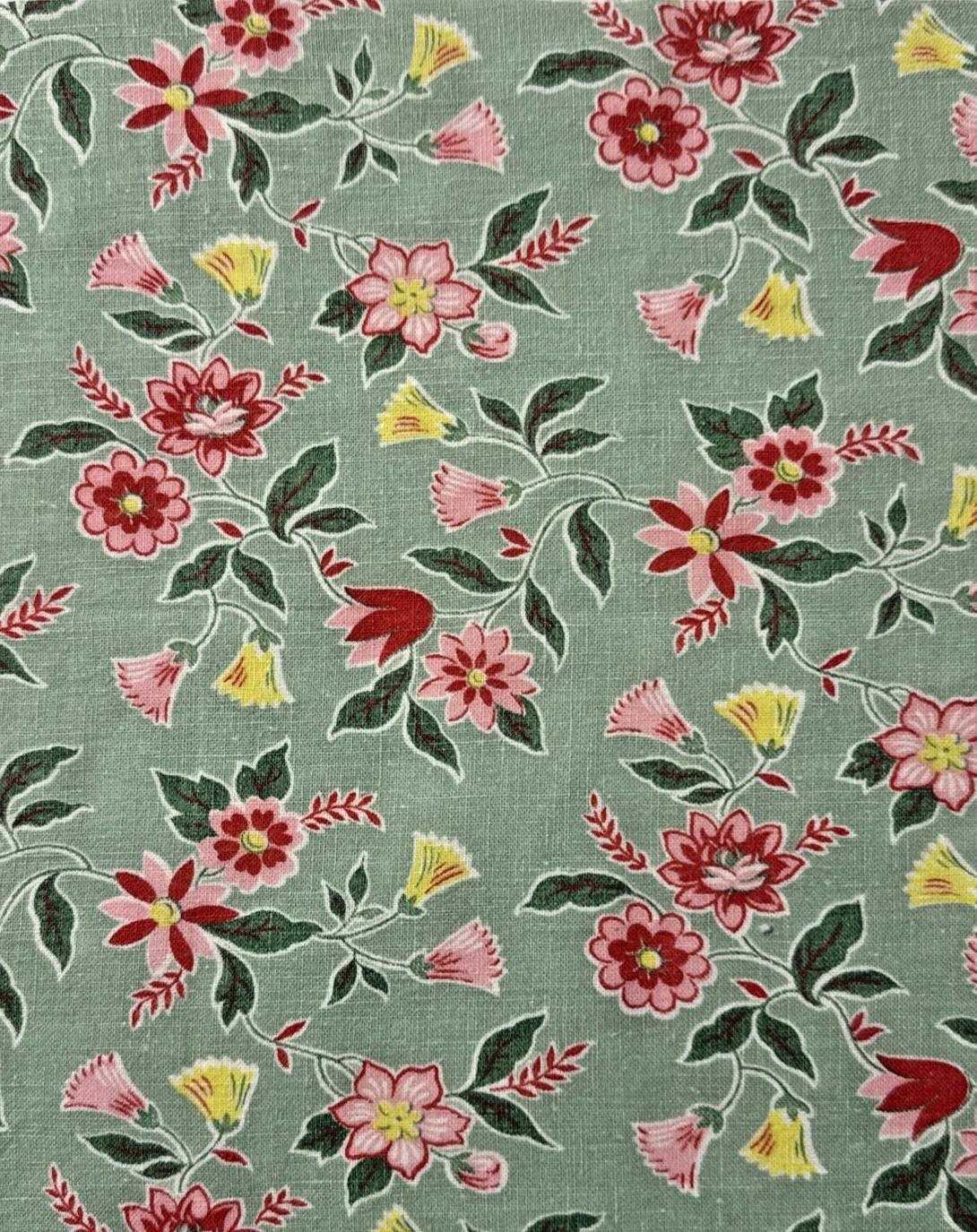 Vintage 1930’s-40’s feedsack fabric piece 9×11″ green and pink floral print