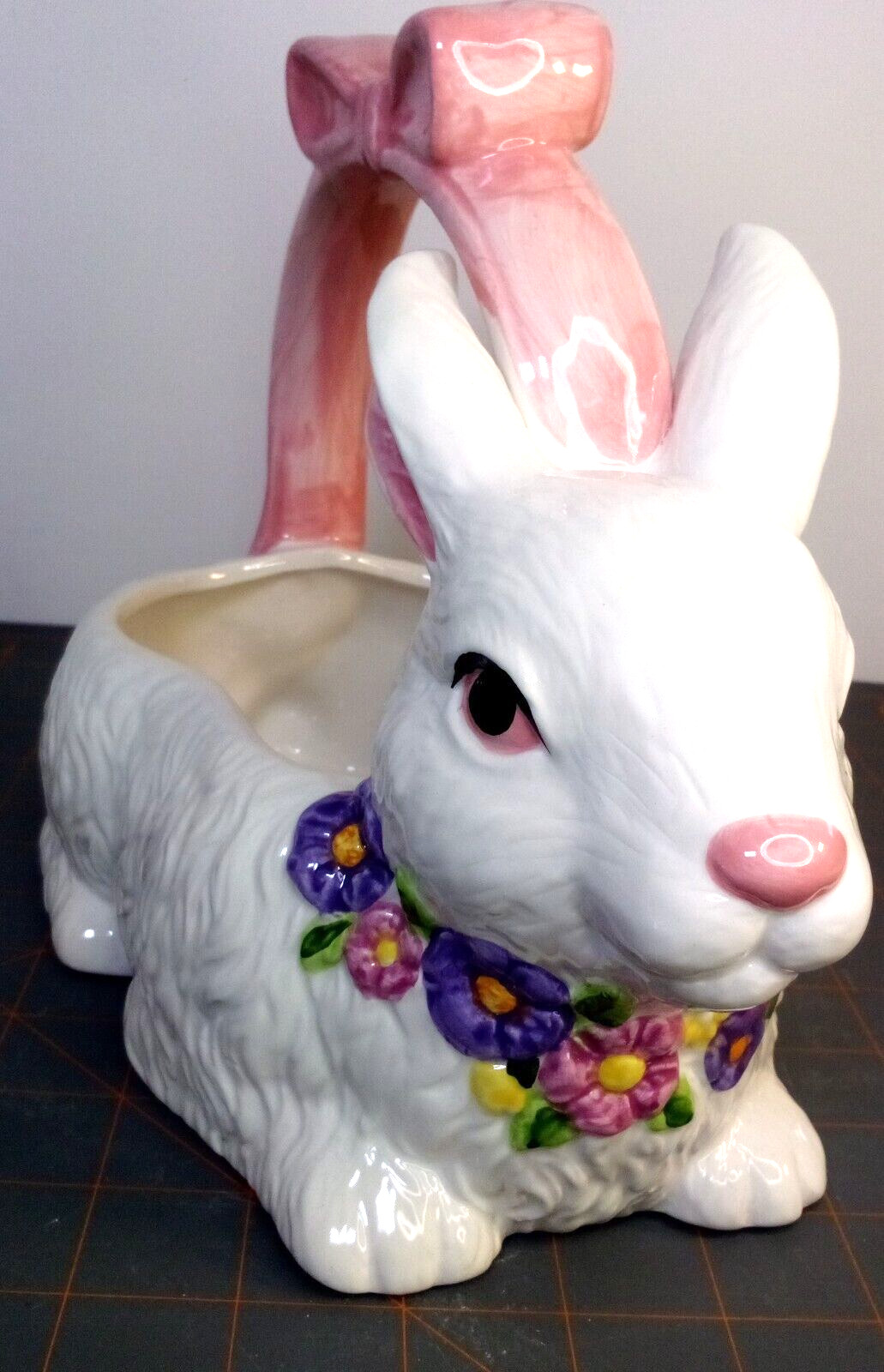 ABC Distributing Inc 1995 Ceramic Bunny Dish Pink Bow Handle