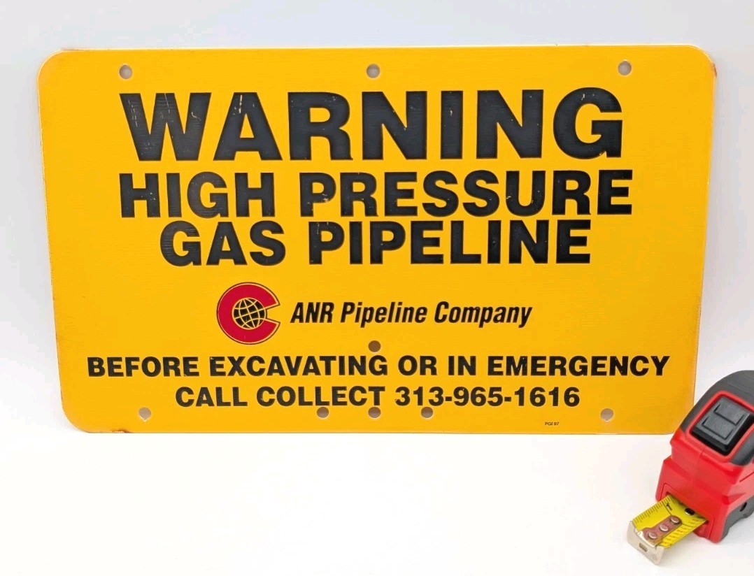 Coastal ANR Pipeline Metal Sign Warning Yellow Natural Gas Oil Field 9×15″