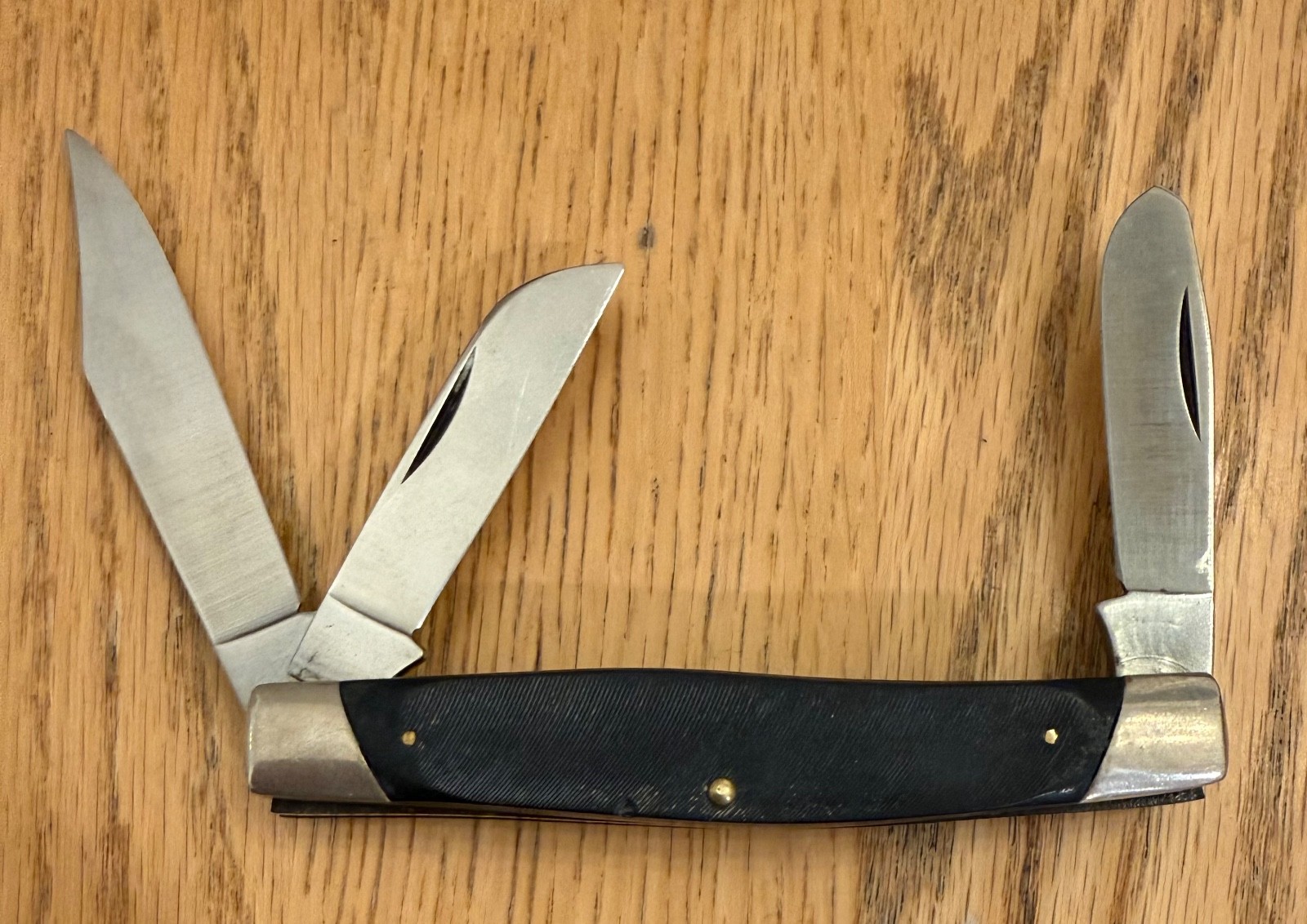 EARLY PRE DATE CODE BUCK NO PATTERN NUMBER 301 STOCKMAN KNIFE USED N30